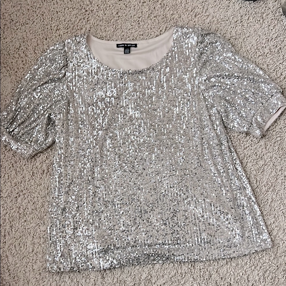 ONLY WORN ONCE // cable & gauge gold & silver sequin top
